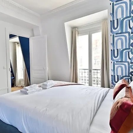 Apartment Paisible Centre De - Bleu Paris